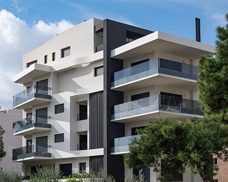 ΠΟΛΥΚΑΤΟΙΚΙΑ ΣΤΗ ΓΛΥΦΑΔΑ